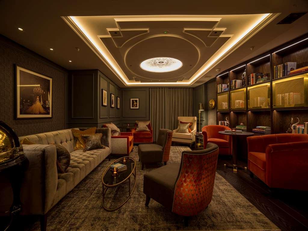The Guardsman - Preferred Hotels And Resorts London Étterem fotó The Library at The Hari