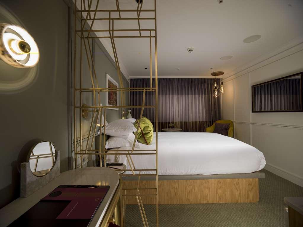 The Guardsman - Preferred Hotels And Resorts London Szoba fotó A room at the hotel