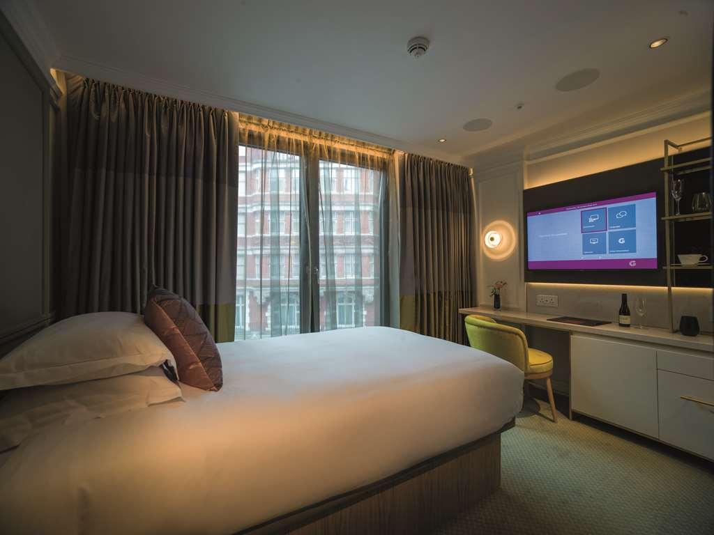 The Guardsman - Preferred Hotels And Resorts London Szoba fotó A bedroom at the hotel